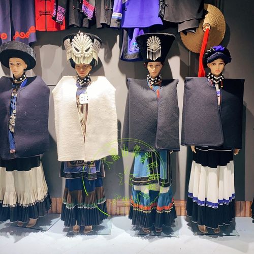 凉山彝族羊毛披毡披风斗篷民族风拍摄必备