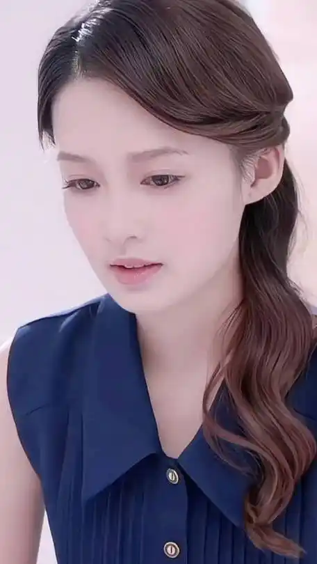 治愈系笑容 李沁