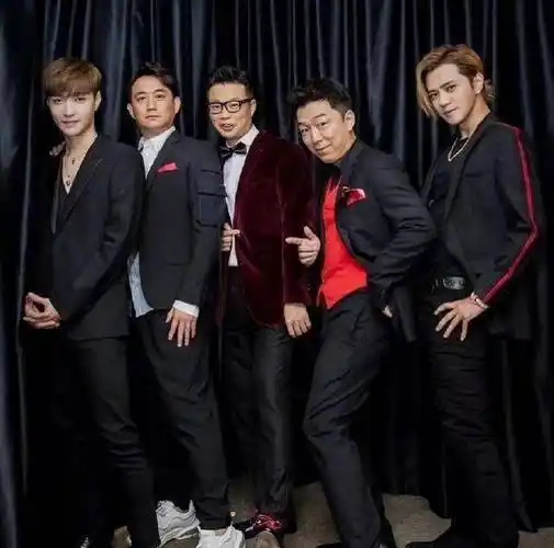 张艺兴录制《忘不了餐厅》,与黄渤再次合体,两人的友谊让人羡慕_节目