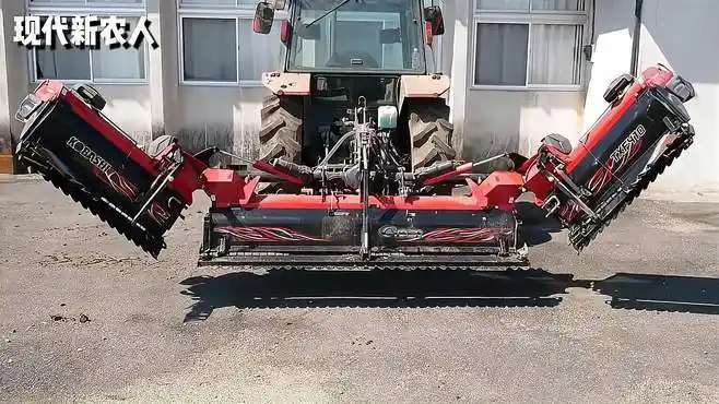 日本最宽的旋耕机,采用折叠设计展开4.