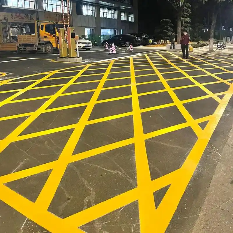 湖南岳麓区工厂划线施工,交通标牌制作厂家,交通标志标线,有需 - 抖音