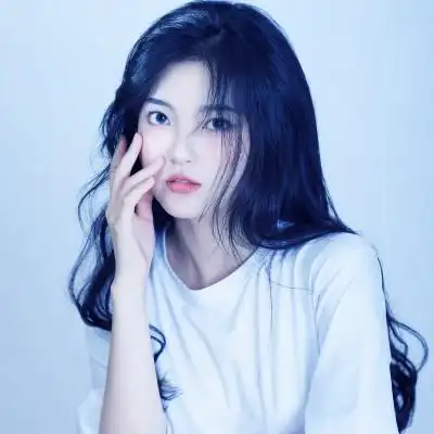 绝美好看的美女头像119张 干净利落