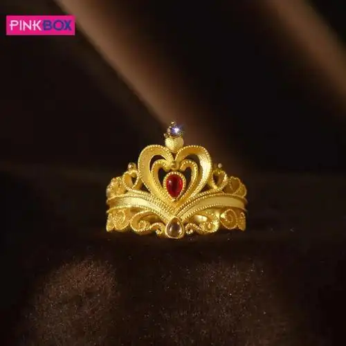 黄金皇冠戒指