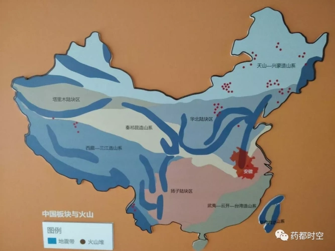 记载,亳州市位于华北地震区南部,郯庐地震带和华北平原地震带交汇部位