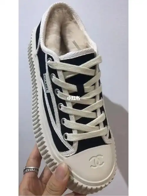 香奈儿厚底帆布鞋
