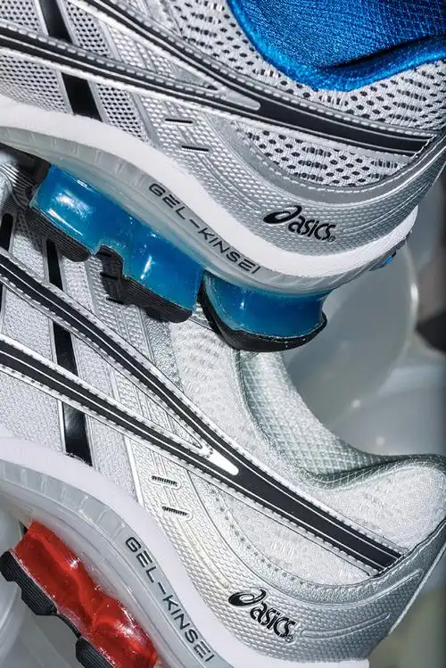 newutilityasicsxaffixgelkinsei64og