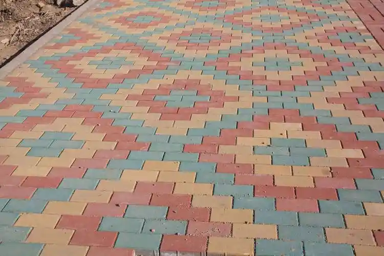 防滑耐磨路面砖生产厂家产品报价