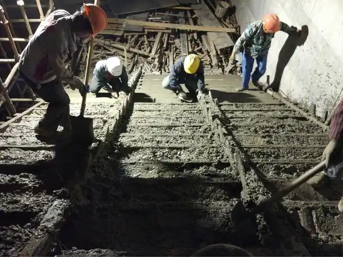 五号口楼梯浇筑