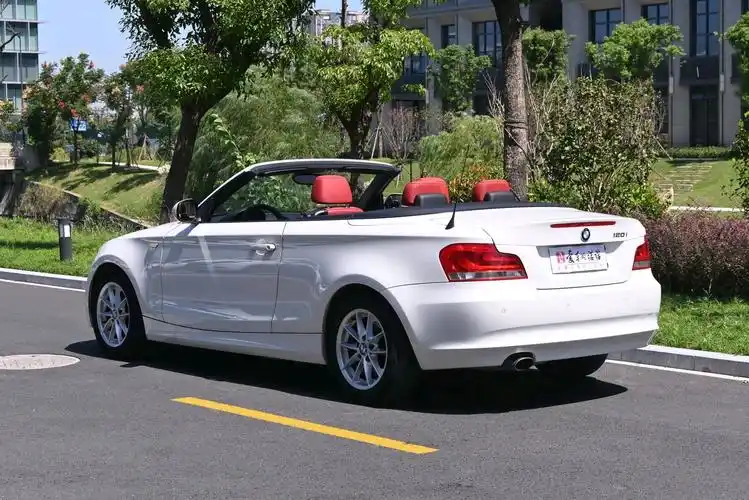 宝马四座敞篷跑车(宝马四座敞篷跑车20万左右)-驾考宝典