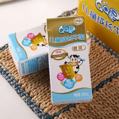 伊利qq星儿童成长牛奶健固型190ml*15/箱