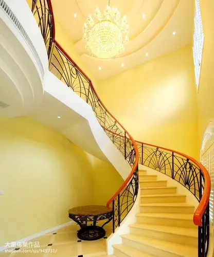 弧形楼梯踏步装修效果图