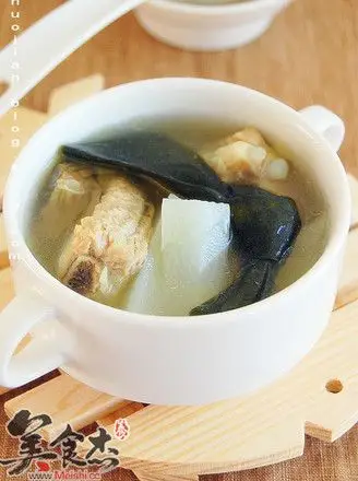 海带排骨汤的做法