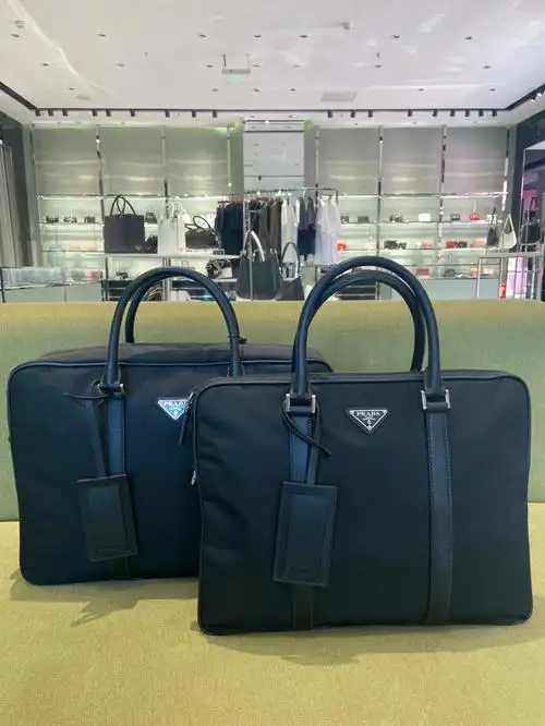 prada男士商务手提包