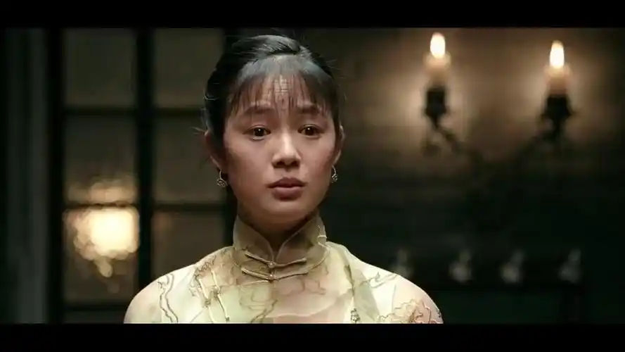 花姐留在匪帮想当麻匪,为了说服众人,居然想到了这一招!