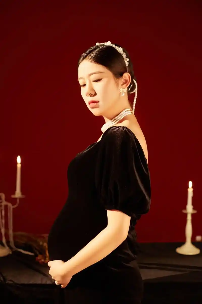 孕妇照 #赫本风 #最美孕妇 #复古孕照  - 抖音