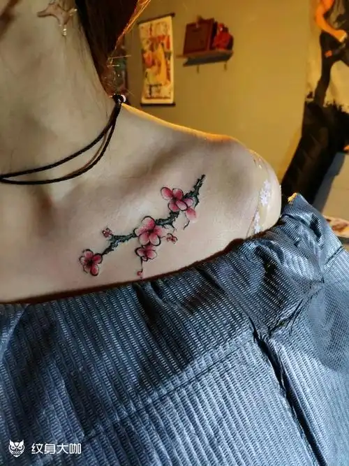 梅花_纹身图案手稿图片_南god的纹身作品集