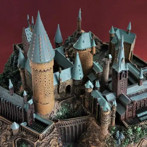 华纳正版哈利波特周边霍格沃茨城堡手办摆件模型木质底座雕像代购