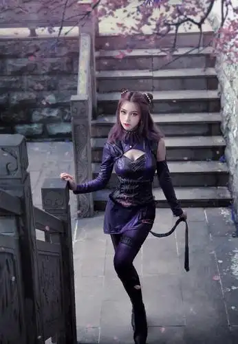 斗罗大陆被真人cos后,朱竹清依旧高贵冷艳,奥斯卡简直是神还原