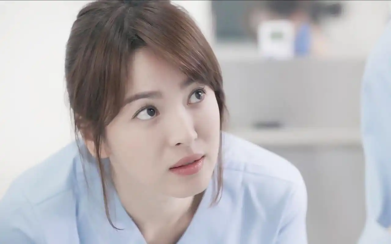 电影版蓝色生死恋情人节上映孟美岐戏中造型很凌厉