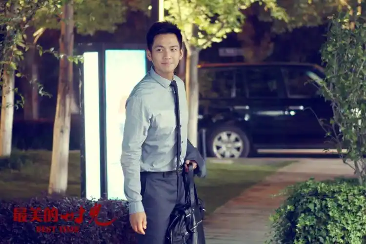 他演陆励成:战得了商场,下得了厨房,揍得了劈腿渣男,挺得