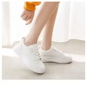 女生网红小白鞋