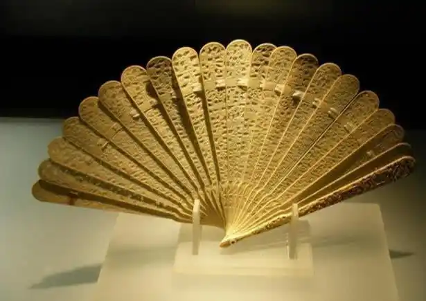 揭秘中国神秘军事要塞:耗资27亿掏空整座大山,修了近30年