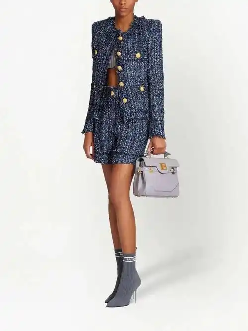 小香风| 永不过时的高级感!_香奈儿_外套_套装