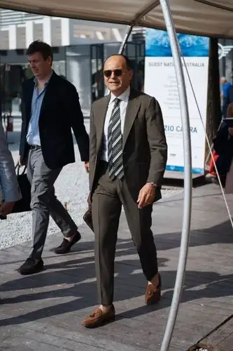 学意大利绅士穿西装之道