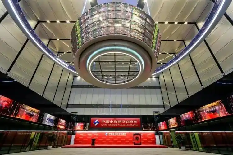 上海证券交易所此前已实施了交易业务运行核心人员闭环管理,除核心