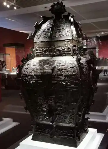 商,青铜皿方罍,湖南省博物馆藏