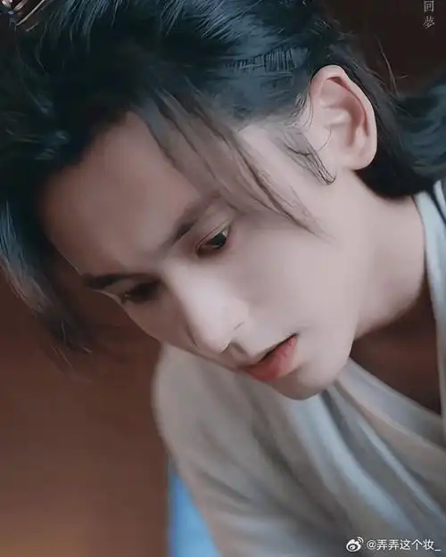 《#山河令#》这部电视剧中,阿絮的脸庞和最初的心动感觉再次回归.