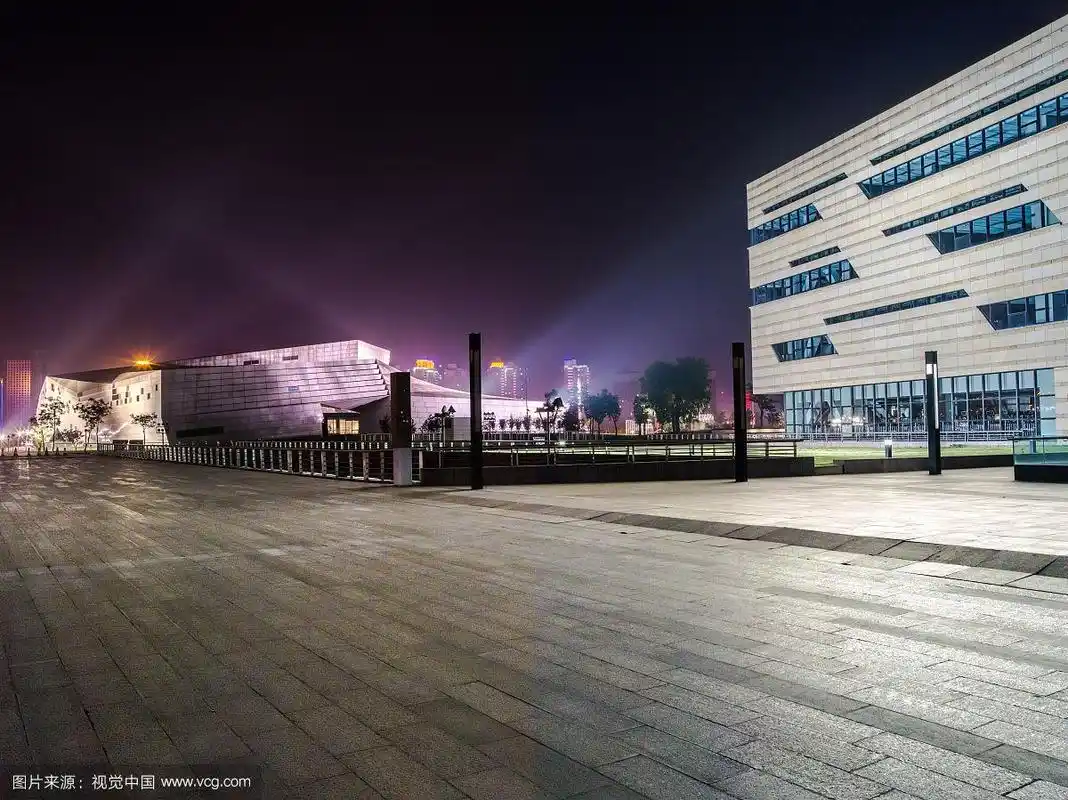 山西省太原市长风商务区文化岛夜景