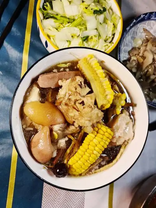 家常菜365道不重样11山药玉米炖猪脚