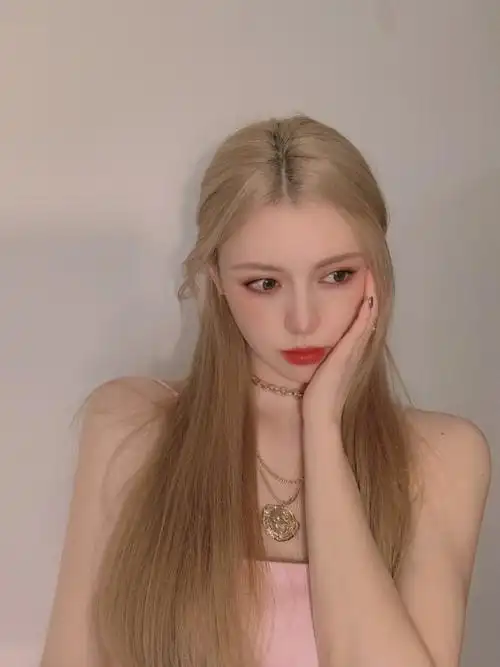 2021沙金色亚b女孩必备发色