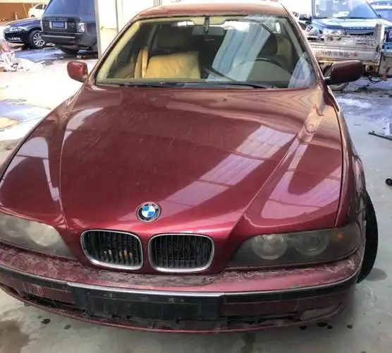 【烟台】1999年1月 宝马 宝马5系 528i 2.8 后驱版 红色 手自一体