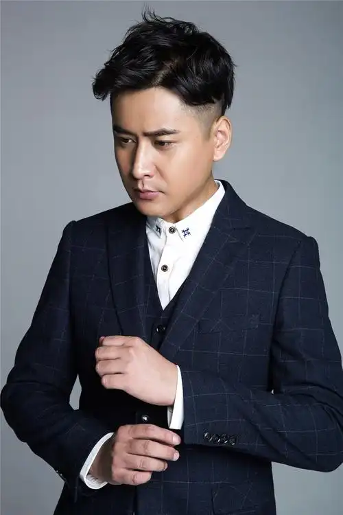 由马元,童蕾,萨日娜,李建义,吴迪,张雅蓓,王昱超等实力演员联袂出演