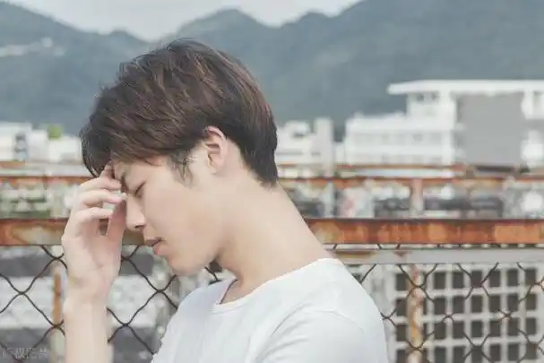 30岁男人倾诉我月薪2万可我却没有结婚的念头只想单身