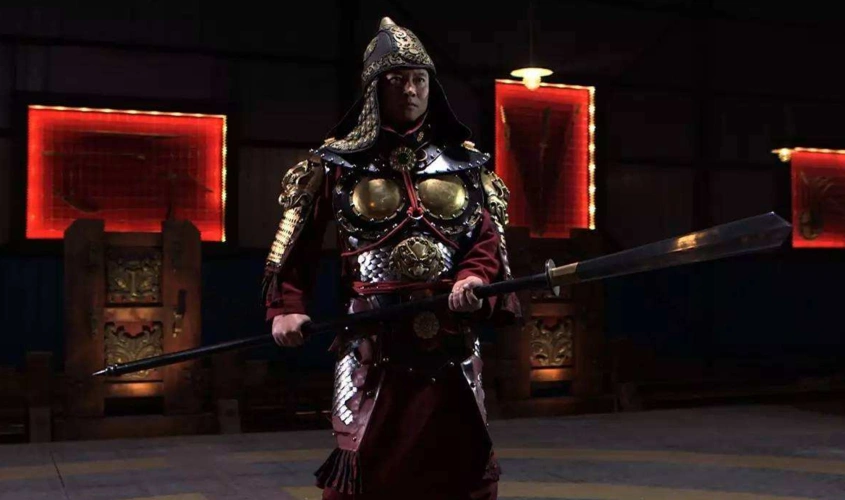 中国古代名将手中的兵器, 动辄就有100多斤, 他们真的能拿得动吗?