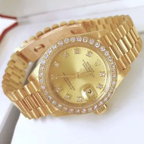 2,劳力士金表的价格是多少?:劳力士黑水鬼金现在多少钱?