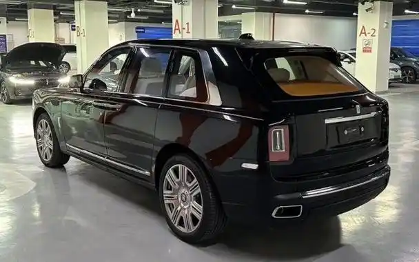 24款劳斯莱斯库里南suv越野现车