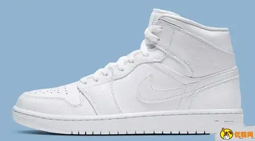 aj1mid纯白谍照赏析airjordan1midtriplewhite纯白发售信息