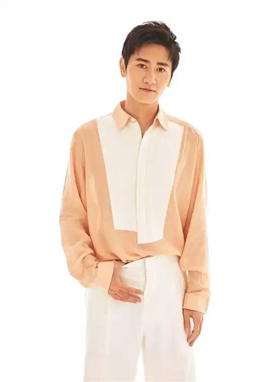 李雨轩_演员_作品_个人资料_简历_生日_经历_留言 - 酷乐米