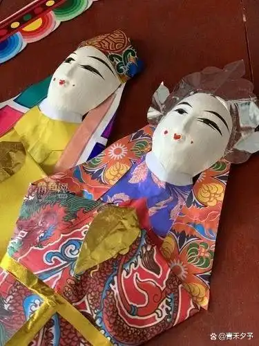 栩栩如生的"亡者世界":"纸人纸马"背后的丧葬观念