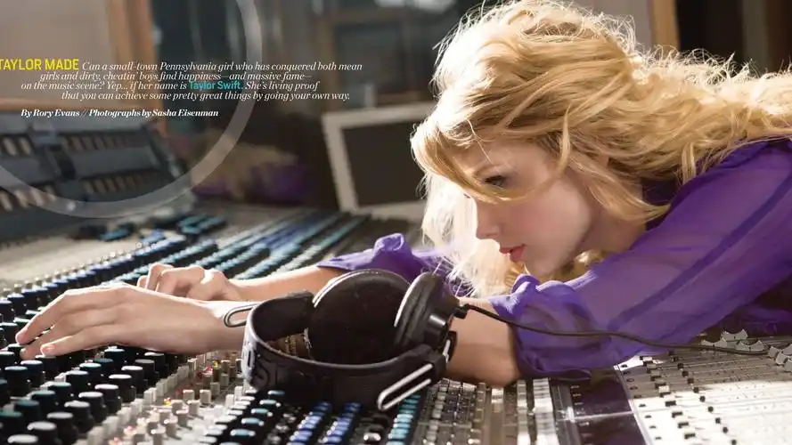 泰勒·斯威夫特高清宽屏桌面壁纸