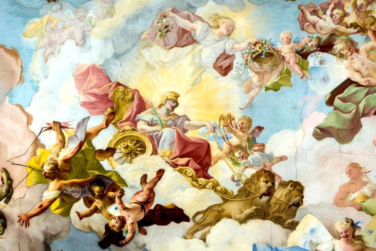 壁画绘有大力士棒打地狱狗和智慧女神雅典娜驾驭狮子战车的图案,大气