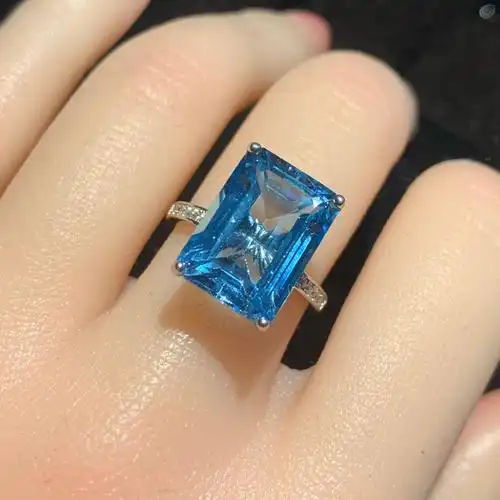 925银托帕石戒指 海蓝宝色天空蓝 长方形10x14蓝色宝石戒指清凉