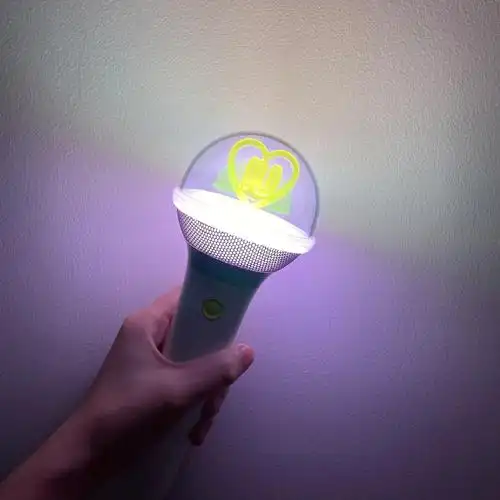 iu应援棒终于拿到啦