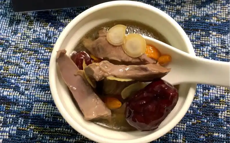 容易疲劳可以多喝西洋参猪心汤