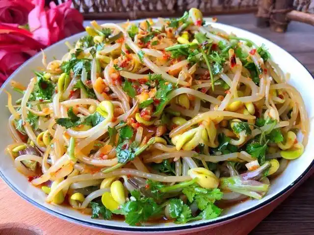 过年荤菜吃腻了,分享6道凉拌素菜,开胃又解腻,你肯定喜欢