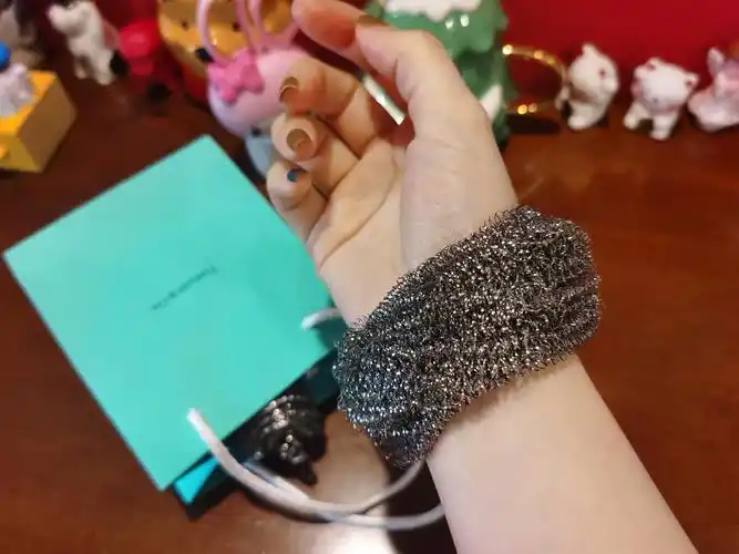 网上都在刷tiffany出的0681000的钢丝球